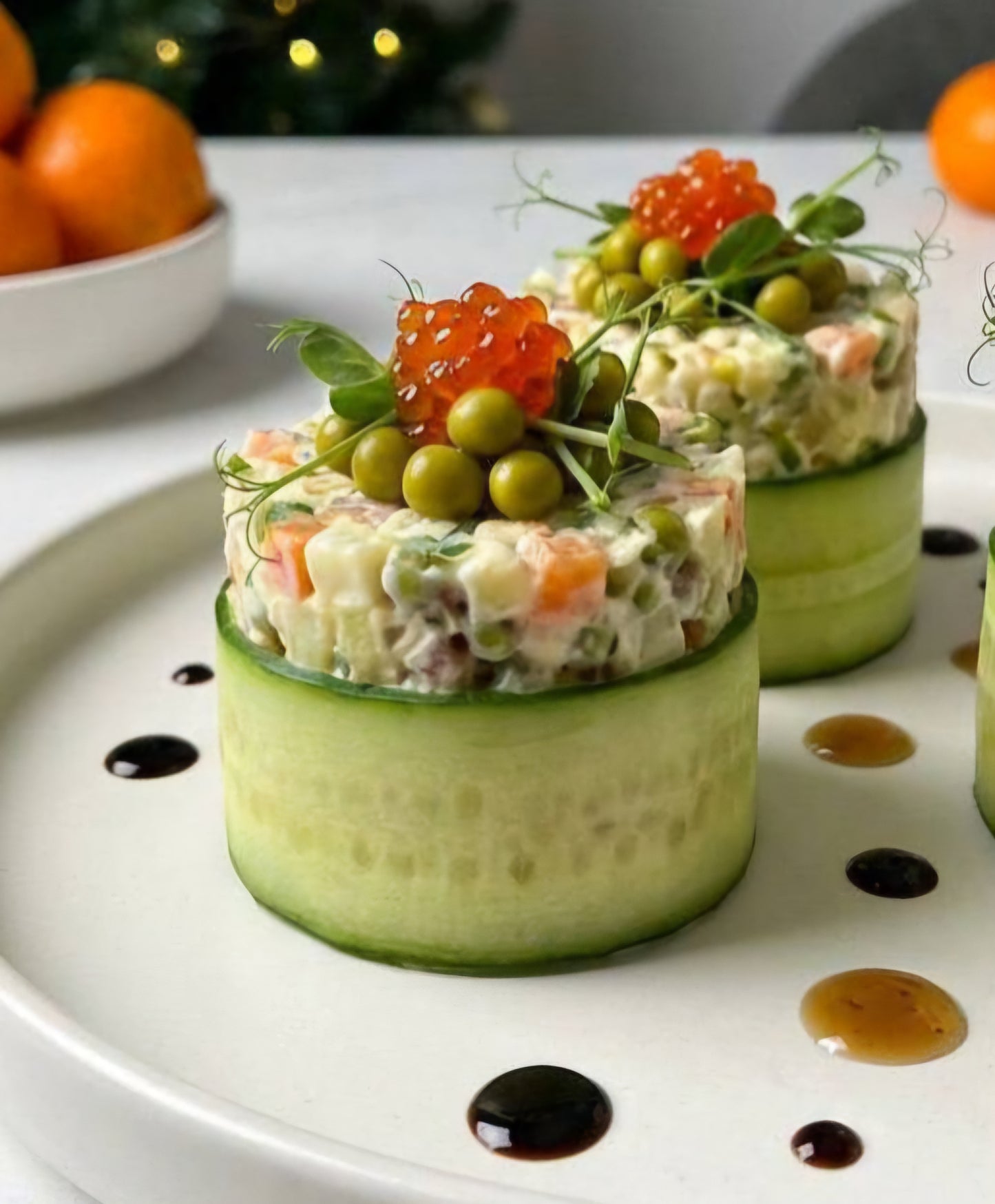 Салат "Оливье ROYAL" с семгой.( диаметр 15 см)