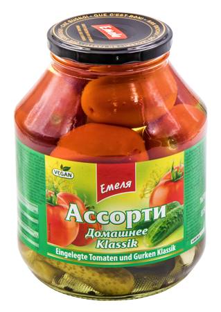 Assorted cucumbers and tomatoes 1.7l.