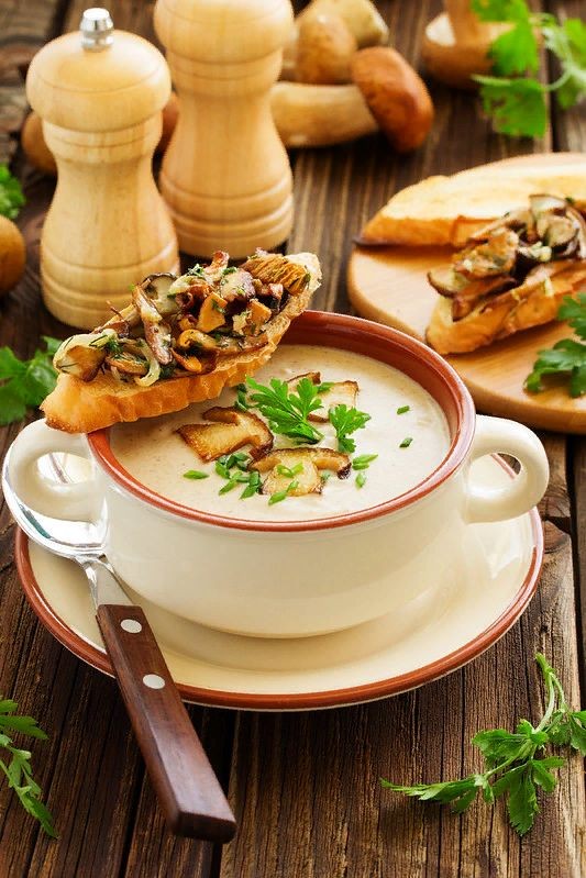 Cream of mushroom soup. 1 l.