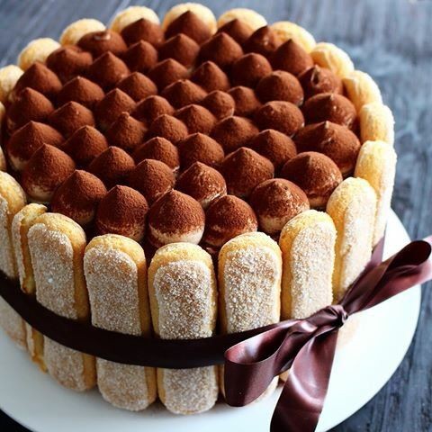 Classic Tiramisu cake.